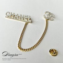 Load image into Gallery viewer, Chanel gold tone chain brooch 25673