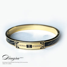 Load image into Gallery viewer, Chanel gold tone bracelet 070605