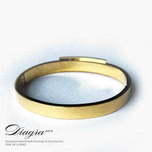 Chanel gold tone bracelet 070605 back