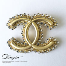 Load image into Gallery viewer, Brooch faux crystal goldtone handmade Diagra art 280501