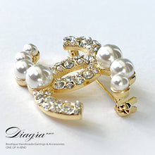 Load image into Gallery viewer, CC brooch encrusted with crystals and pearls Diagra art 240176