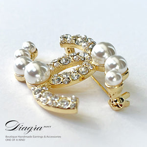 CC brooch encrusted with crystals and pearls Diagra art 240176