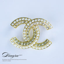 Load image into Gallery viewer, Chanel brooch goldtone faux pearl and crystal Diagra art 11092212