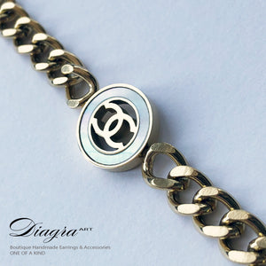 Chanel chain bracelet white white opal goldtone Diagra art 2807229 2