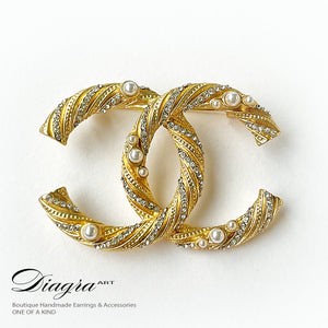 Chanel gold tone encrusted with swarovski and pearls Diagra art 2401