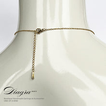 Load image into Gallery viewer, Handmade swarovsci necklace CC gold tone daigra art 04032343
