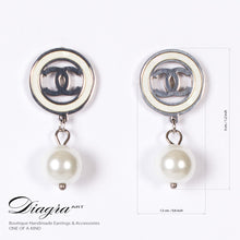 Load image into Gallery viewer, Handmade earrings faux pearl and white opal 61929