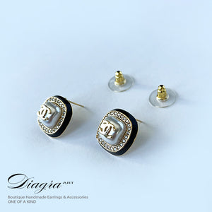 Chanel earrings encrusted with Swarovski Diagra Art 24022331