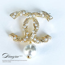 Load image into Gallery viewer, CC brooch encrusted with swarovski and pearls Diagra art 1902232