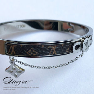 Handmade silvertone lv bracelet Diagra art 2807222