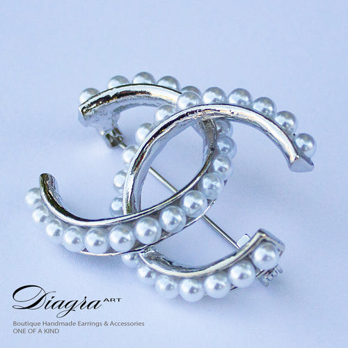 Chanel brooch silver tone faux pearl Diagra art 1109224