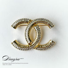 Load image into Gallery viewer, Handmade gold tone brooch encrusted with crystal Diagra art 230130 2