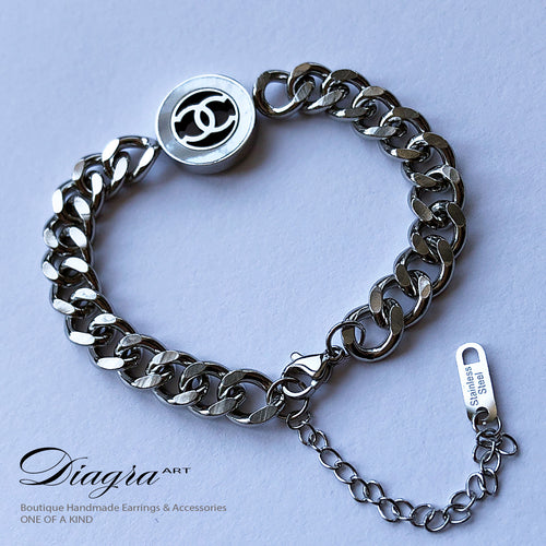 Chanel chain bracelet white opal silvertone Diagra art 2807227