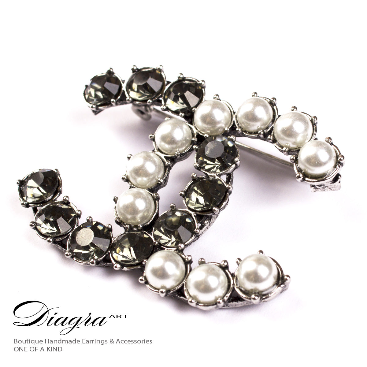 Chanel brooch handmade designer inspired 61912 pearls crystal – Diagra