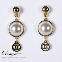 Load image into Gallery viewer, chanel-drop-earrings-big-pearl-61955-front