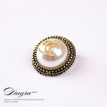 Load image into Gallery viewer, set-4-cc-vintage-brooches-faux-pearl-diagra-art-200239-3